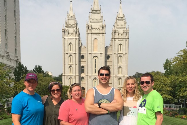 Group photo in front of the Mormon Temple