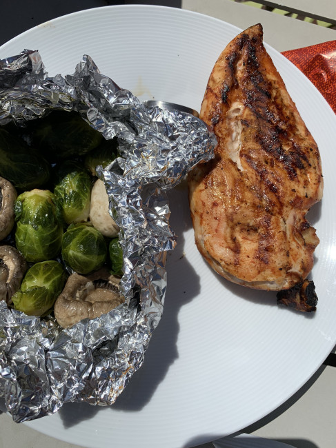 Chicken and veggies on the grill. Yummm. 