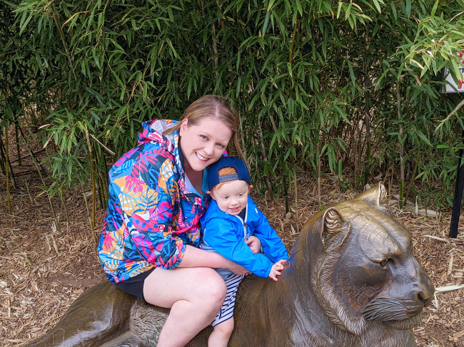 Emily and Cullen at the zoo