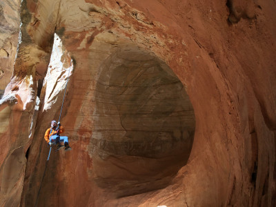 Matt went to Southern Utah with friends for his birthday and got to experience all sorts of adventures. They flew around horseshoe bend in a helicopter, went canyoneering, off roading, played basketball & more. Matt always plans the best trips!