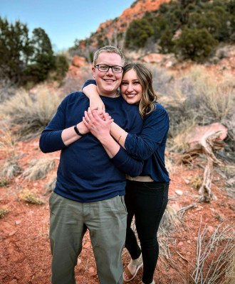 One of our most recent trips to Utah consisted of family pictures. We travel to Utah as often as possible (usually 3 to 4 times per year) to visit family and to fill our shoes with red sand.