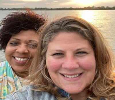 Sunset cruises on the Hudson River in NY with my friend Phyllis as summer rolls in for 2022.  Phyllis has a daughter Sydney who is 7 and as fun as her mom.
