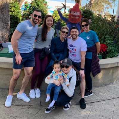 Spending time with our family is so important to us.  This was on one of our trips to San Diego so see Ryan's side of the family.