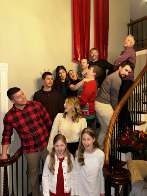 Annual funny cousin pic - Christmas 2023