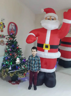 Nico's nephew Jonas getting ready for Christmas. 