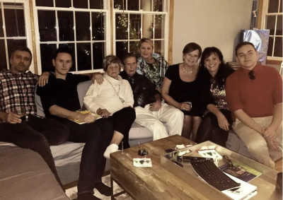 Jamie's family visiting us in NYC for Christmas. From left:  Nico, Jamie, Jamie's mom Patty, his dad Junebug, his sisters Lisa, Connie, and Nancy, and his nephew Andrew.