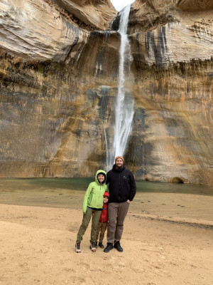 Lower Calf Creek Falls in Utah// 6 mile hike was a success!