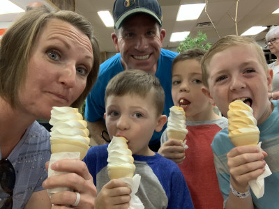 We are travelers and like to take our boys to see new places! On our trip to Florida we visited a family orchard, the orange ice cream was amazing!